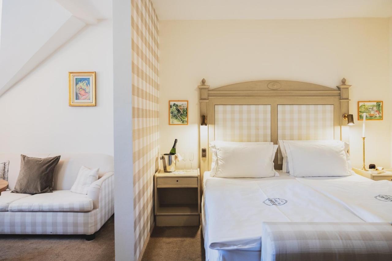 Nomad & Glamping 3*