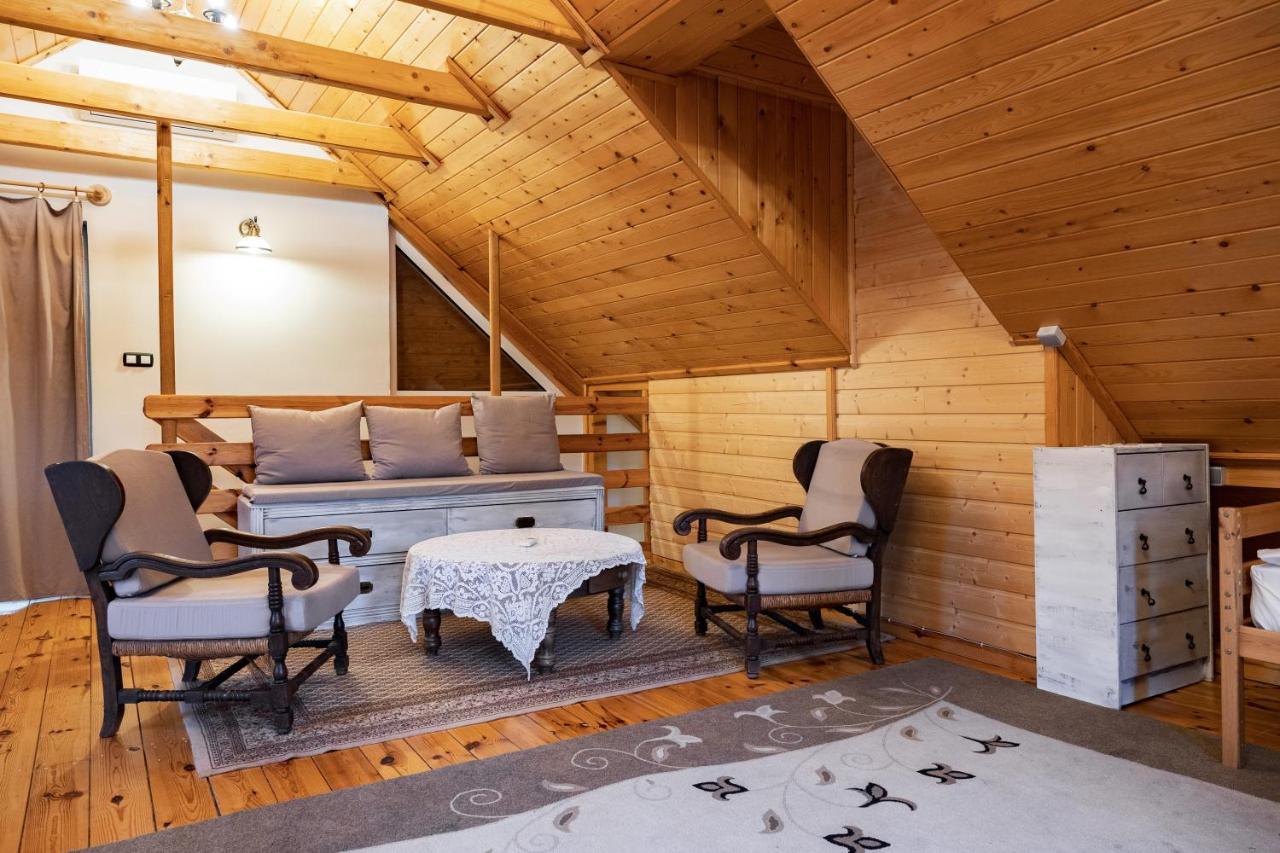 Nomad & Glamping 3*